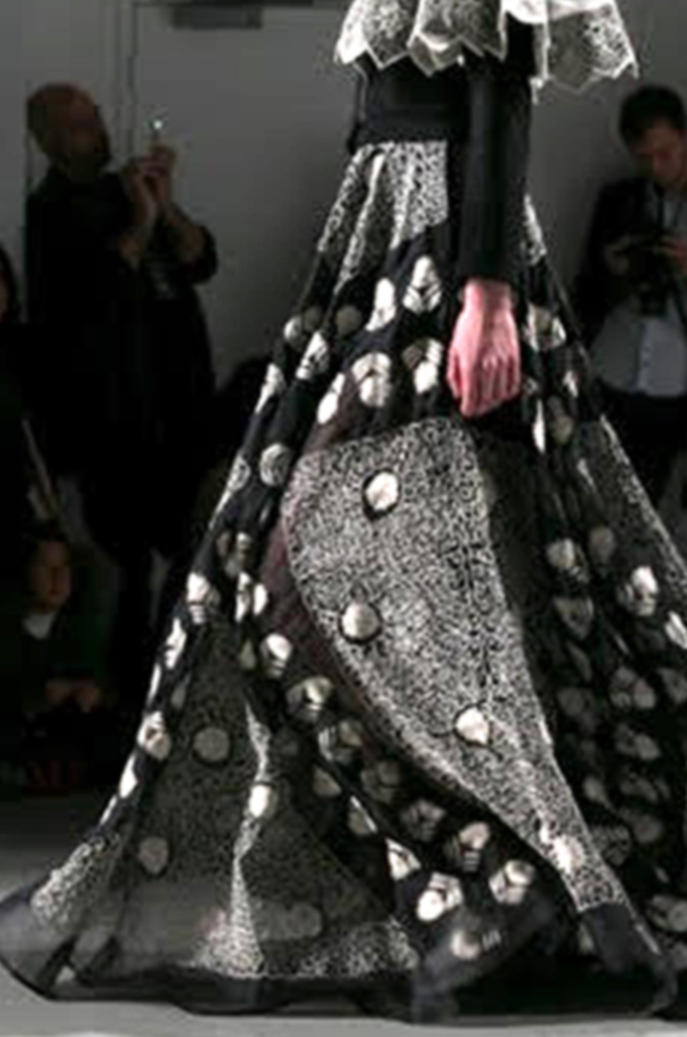 Robin Shoulder Cape Jacket
